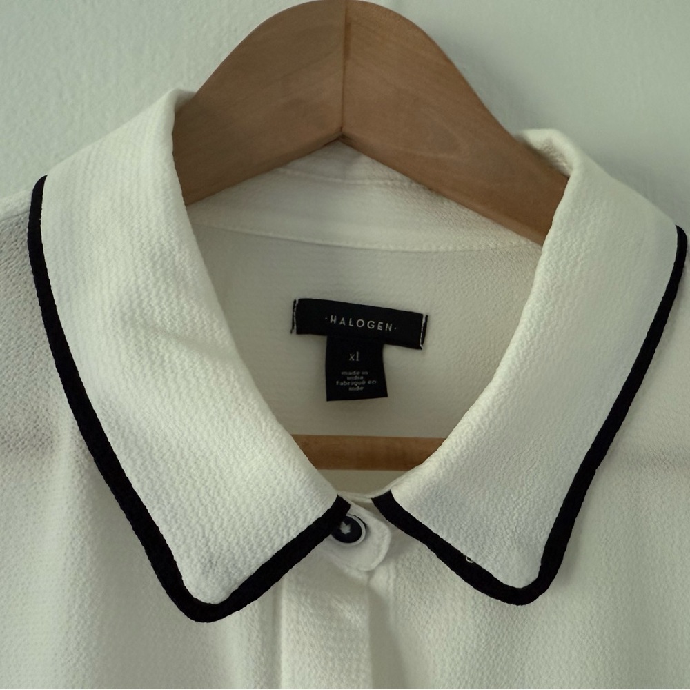Halogen White Button-Up Shirt With Contrasting Bl… - image 3